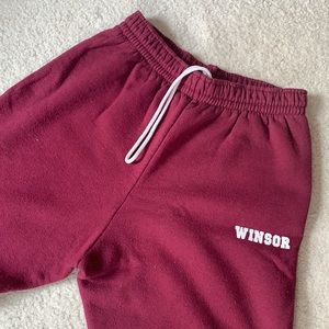 Maroon straight leg sweats - size Youth M